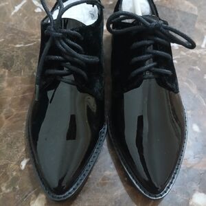 Elegant Black Patent Leather Men's Oxfords